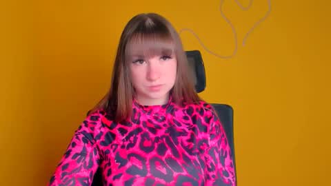 Camilla online show from April 24, 5:53 am