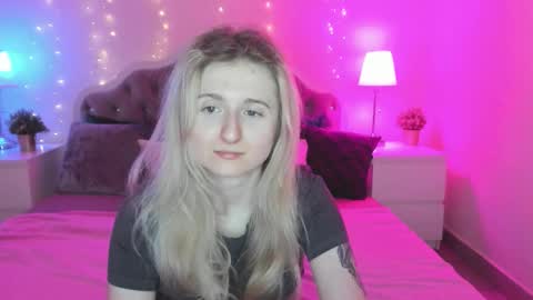 camilladreamer online show from January 14, 7:33 pm