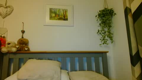 Camilla Jayne online show from March 8, 12:11 am