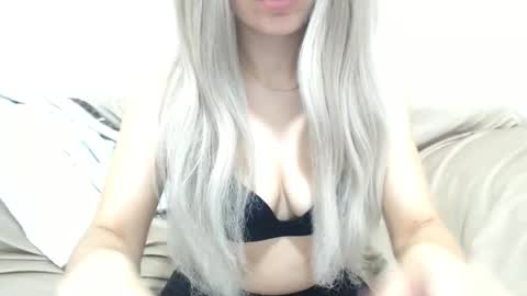 CamilleBunny online show from March 4, 3:47 am