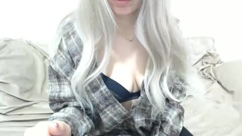 CamilleBunny online show from January 13, 4:09 am