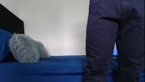 camilo_contre21 online show from November 19, 7:34 pm