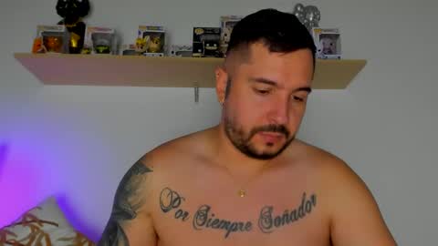 camilo_restrepo21 online show from February 17, 2:10 am