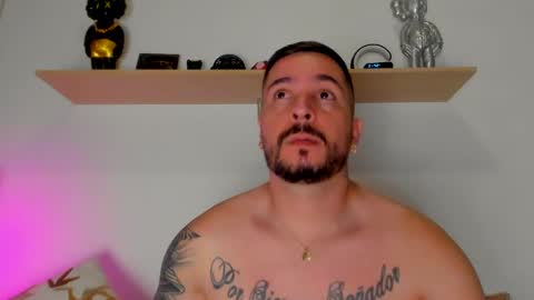 camilo_restrepo21 online show from September 11, 2:35 am