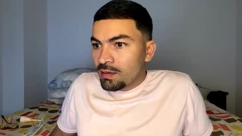 camilor_30 online show from October 16, 10:15 am