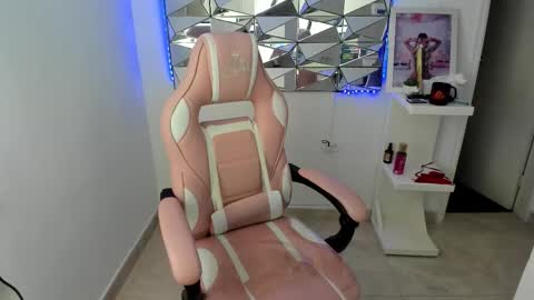 camixxx_m online show from December 1, 1:31 pm