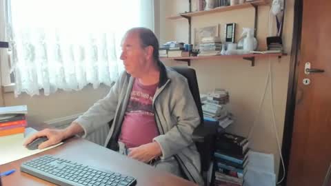 Cammee online show from January 4, 2:35 pm