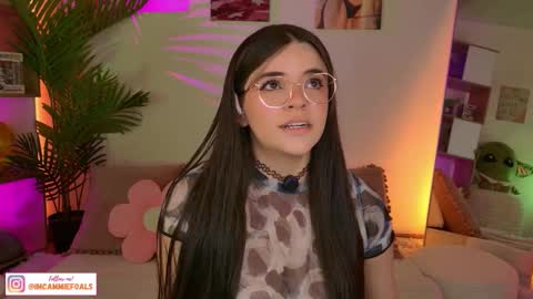   Lets reach 200 thumbs up  online show from September 29, 2:38 pm