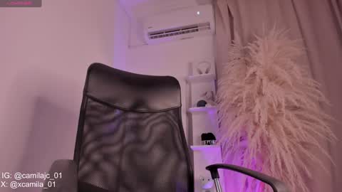 Laura Camila online show from February 2, 11:32 pm