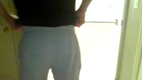 Snapshot of cammyman6900 chatting on January 23, 4:52 am cammyman6900 online show from January 23, 4:52 am