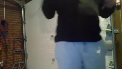 Snapshot of cammyman6900 chatting on January 23, 3:11 pm cammyman6900 online show from January 23, 3:11 pm