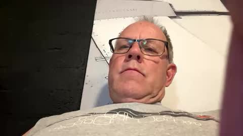 james online show from November 15, 4:25 am