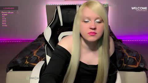 Miley online show from February 1, 10:51 pm