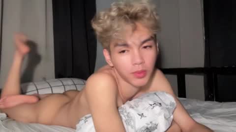 Ethan online show from February 19, 5:34 pm