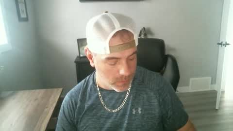 CanadianBacon6969 online show from May 25, 6:03 pm