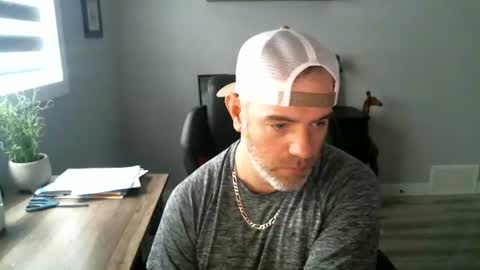 CanadianBacon6969 online show from June 19, 5:08 pm
