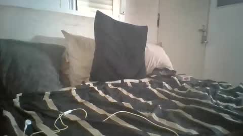 canary_braun online show from September 10, 3:13 pm