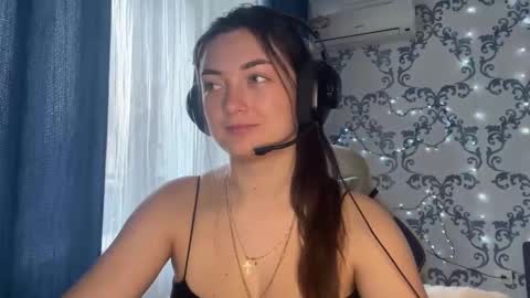 Kate online show from December 2, 8:13 am