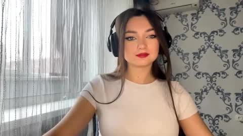 Kate online show from November 12, 8:38 am