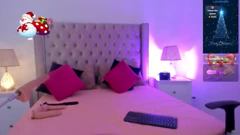 Candie  online show from December 22, 1:18 pm