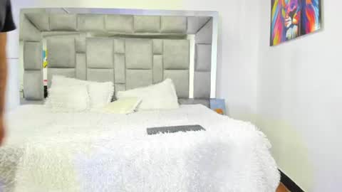 Candy  And Andy  online show from July 16, 2:48 am