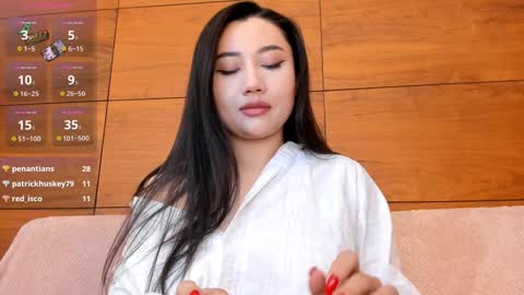 Mina online show from December 12, 9:51 am