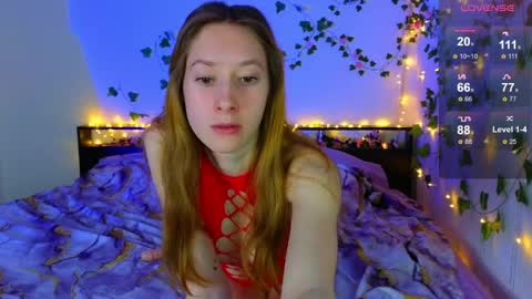 candy_flosse online show from April 8, 5:32 am