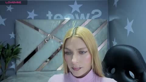 candy_kush_a online show from February 11, 3:10 am