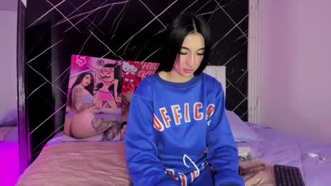 Snapshot of candy_leila3 chatting on October 10, 4:18 am Leila online show from October 10, 4:18 am