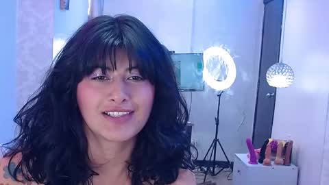 Candy online show from February 13, 5:33 pm