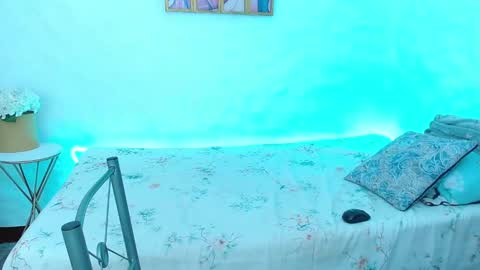 candy_ts_bigtits online show from December 16, 3:29 pm