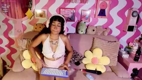 candygirlsxoxo online show from November 15, 2:24 am