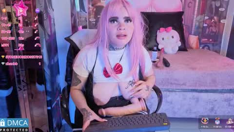 Snapshot of candykane06 chatting on October 8, 3:34 am Candy online show from October 8, 3:34 am