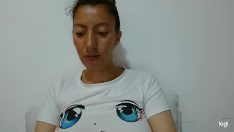 candymilfff online show from November 25, 8:29 pm