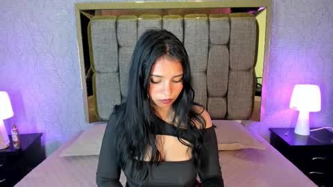 Candys Victoria online show from October 2, 5:17 am