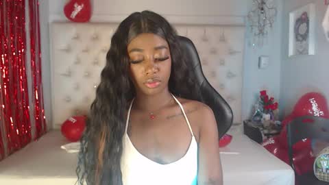 Candy Ebony online show from February 18, 3:17 am