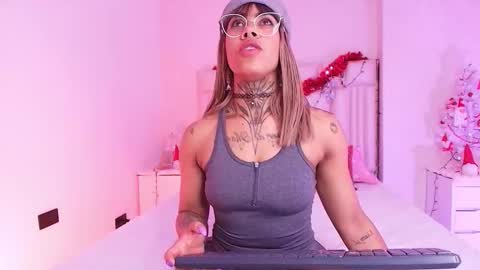 Aura  online show from November 29, 12:35 pm