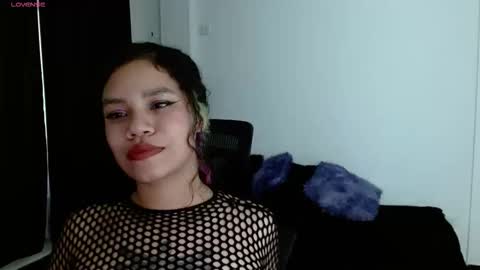 canela_s1 online show from March 5, 10:30 pm