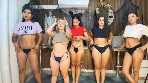 Sara online show from October 10, 11:49 am