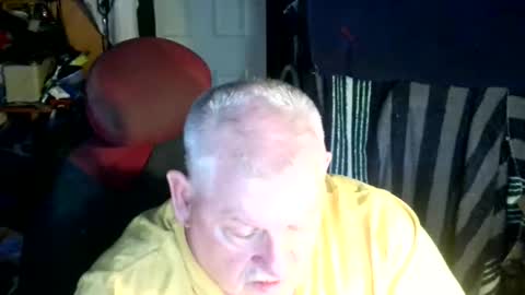 canoelicker69 online show from October 9, 7:08 pm