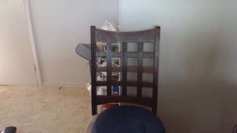 Snapshot of capt5105 chatting on February 23, 11:25 pm capt5105 online show from February 23, 11:25 pm