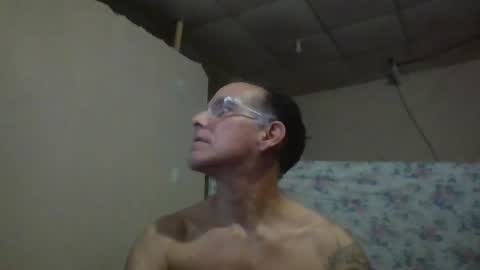 captainfox_ online show from June 9, 12:44 am