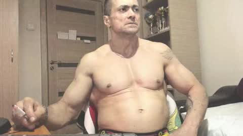 Laz online show from September 15, 11:39 pm