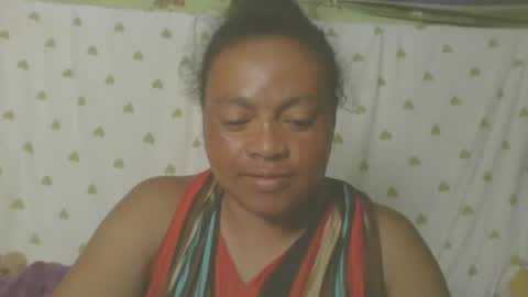 carinesexy69 online show from November 30, 10:44 am