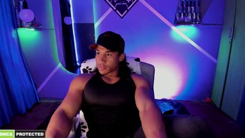 Snapshot of carl_smithh chatting on December 3, 4:20 am Carl online show from December 3, 4:20 am