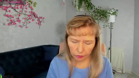 Carla Vogue online show from November 28, 10:55 am