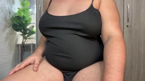 NO FREE HERE IF YOUR BROKE DONT STAY HERE online show from September 18, 7:51 pm