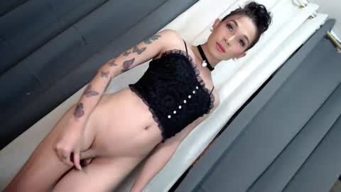 Snapshot of carlamour chatting on October 9, 4:34 pm Carla online show from October 9, 4:34 pm