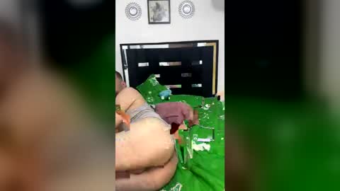 carl bear online show from July 25, 8:18 pm