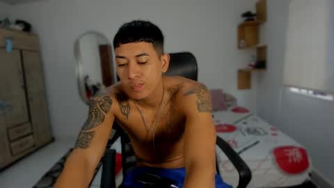 Snapshot of carlitosex09 chatting on September 16, 1:13 pm master online show from September 16, 1:13 pm